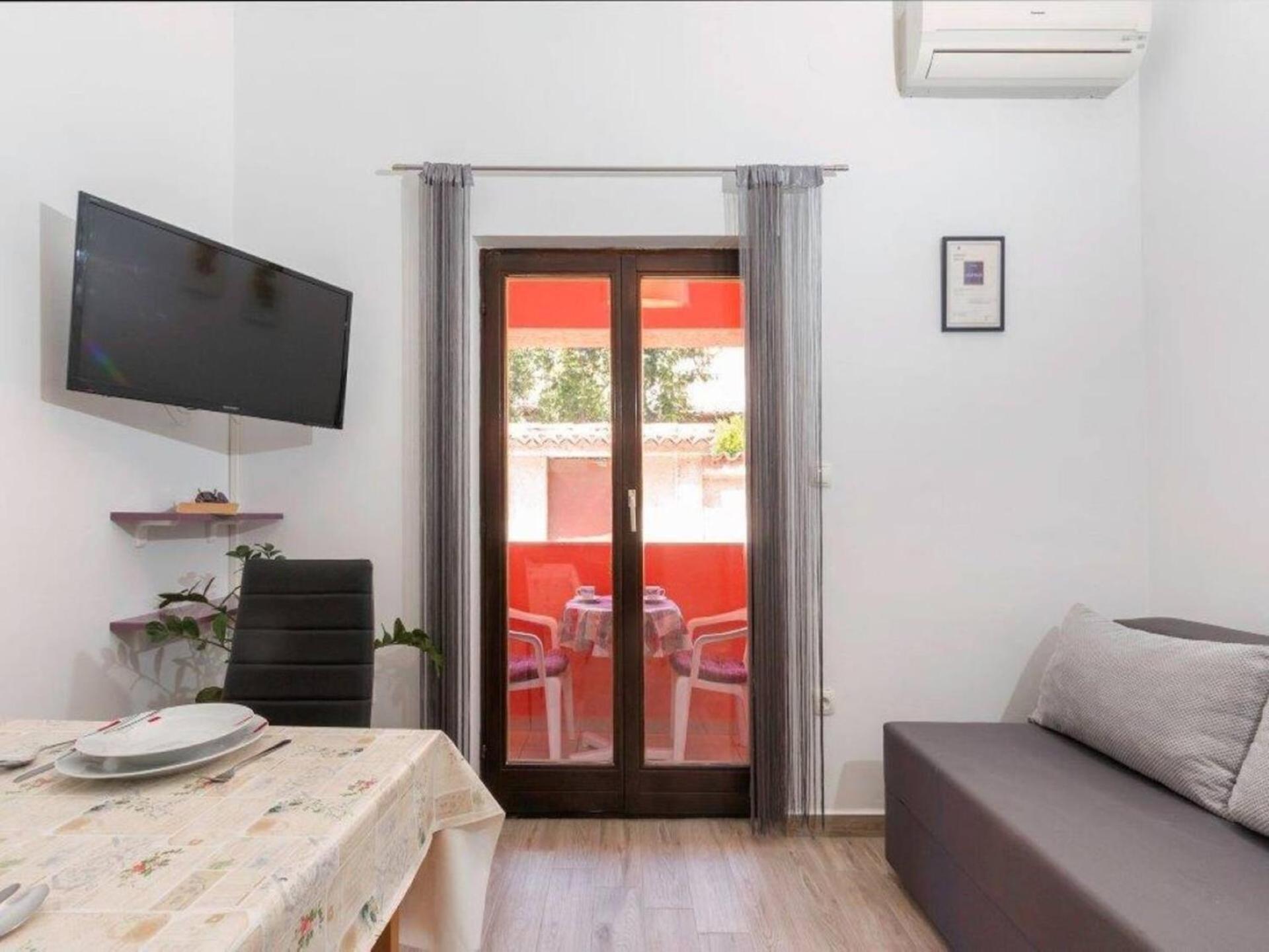 Pleasant Oriana Apartment Near The Sea-Pula Buitenkant foto